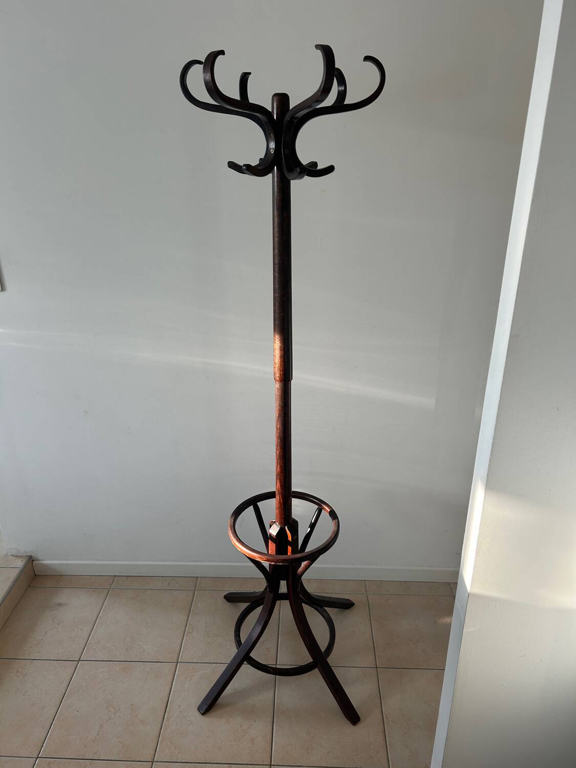 Baumann style 1960 swivel parrot coat rack in bent wood