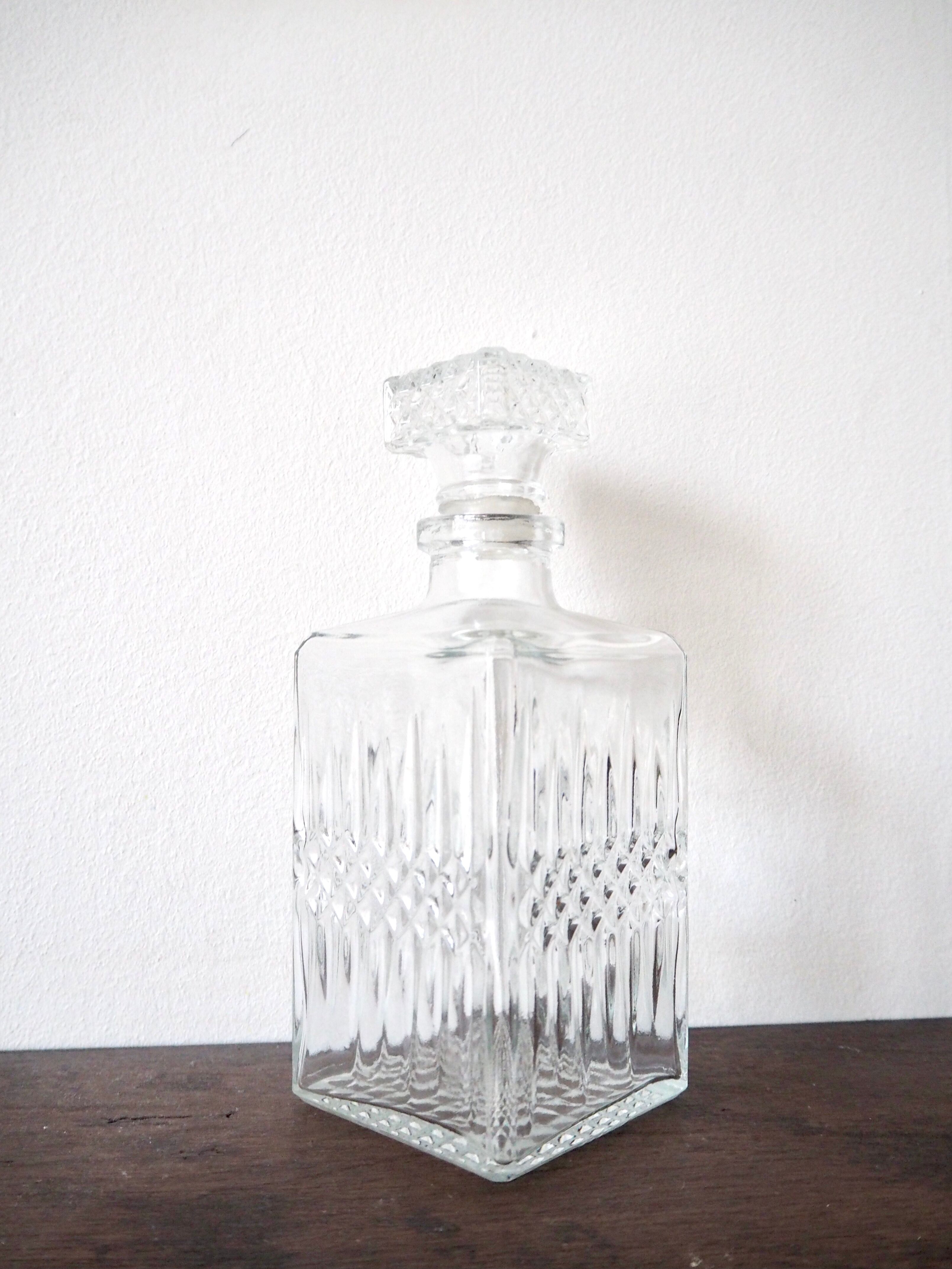 Carafe à whisky en verre taillé