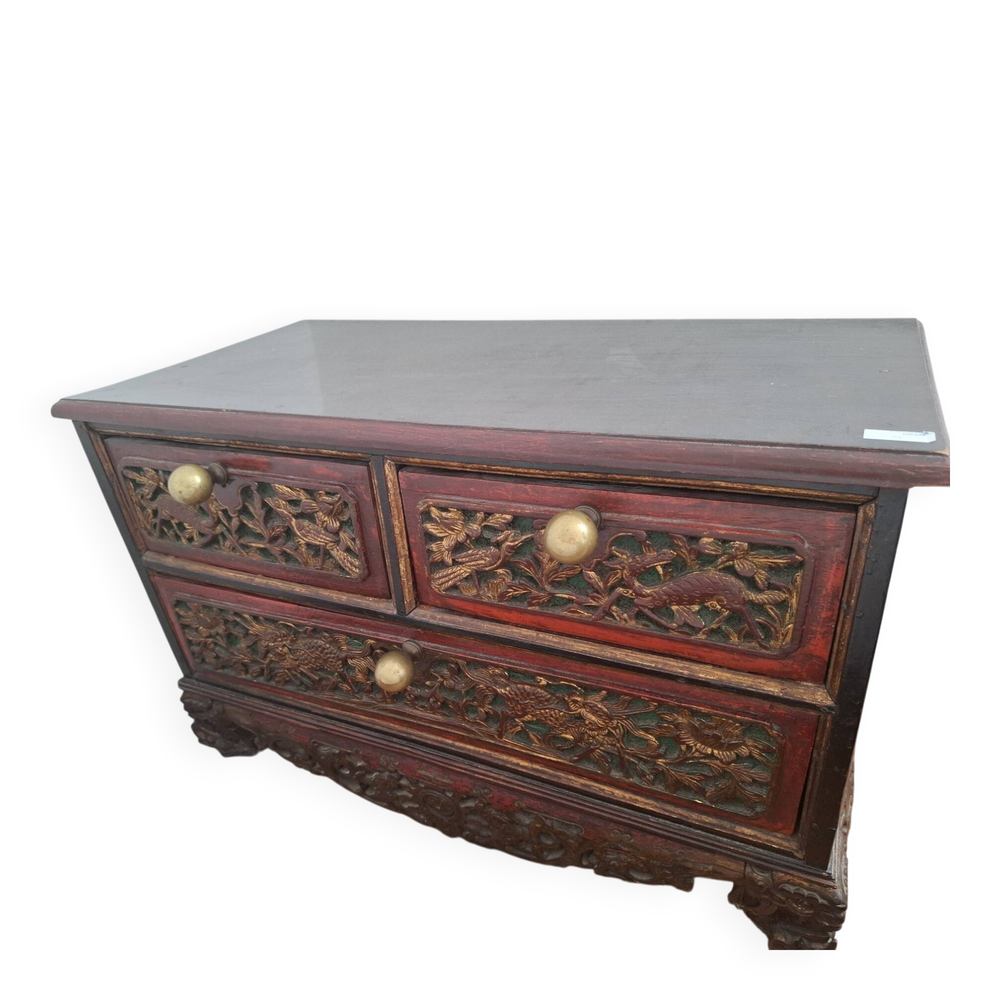 Chinese chest with 3 drawers