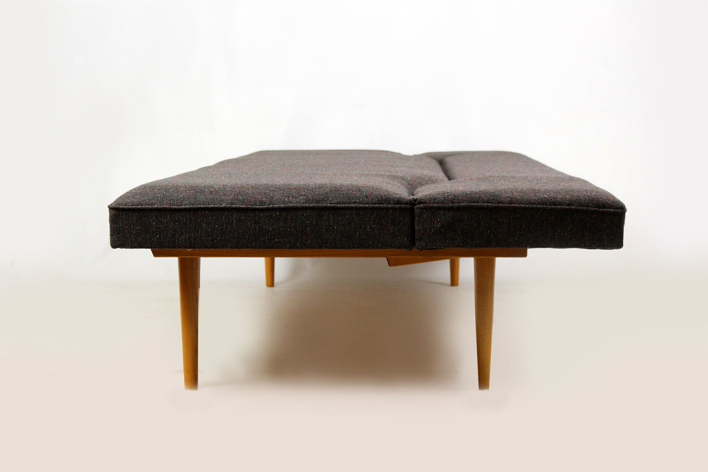 Mid-Century Sofa or Daybed by Miroslav Navratil, 1960s