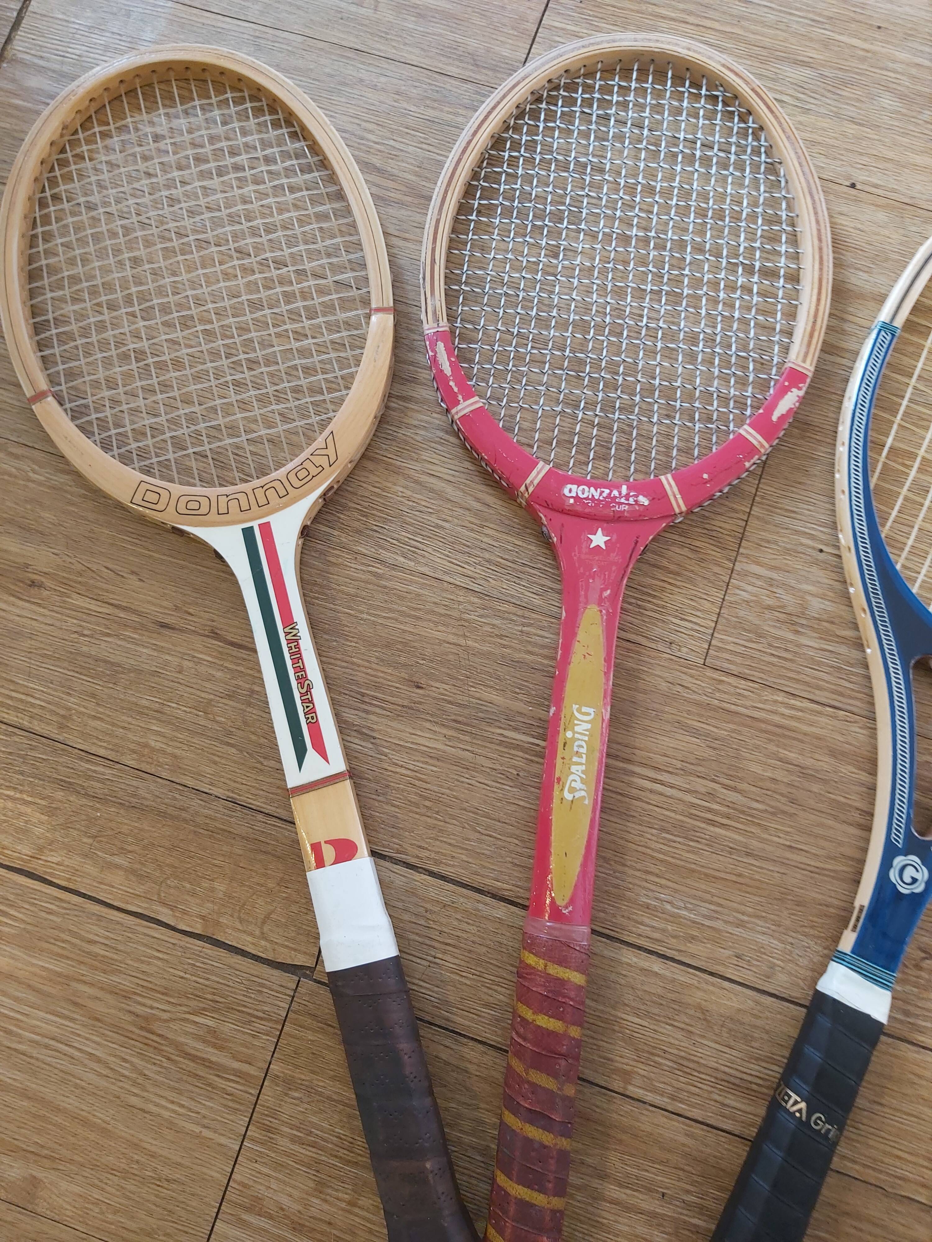 Series of 3 vintage tennis rackets