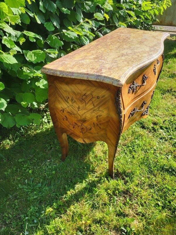 Louis XV marquetry commode with marble top - Very beautiful antique piece