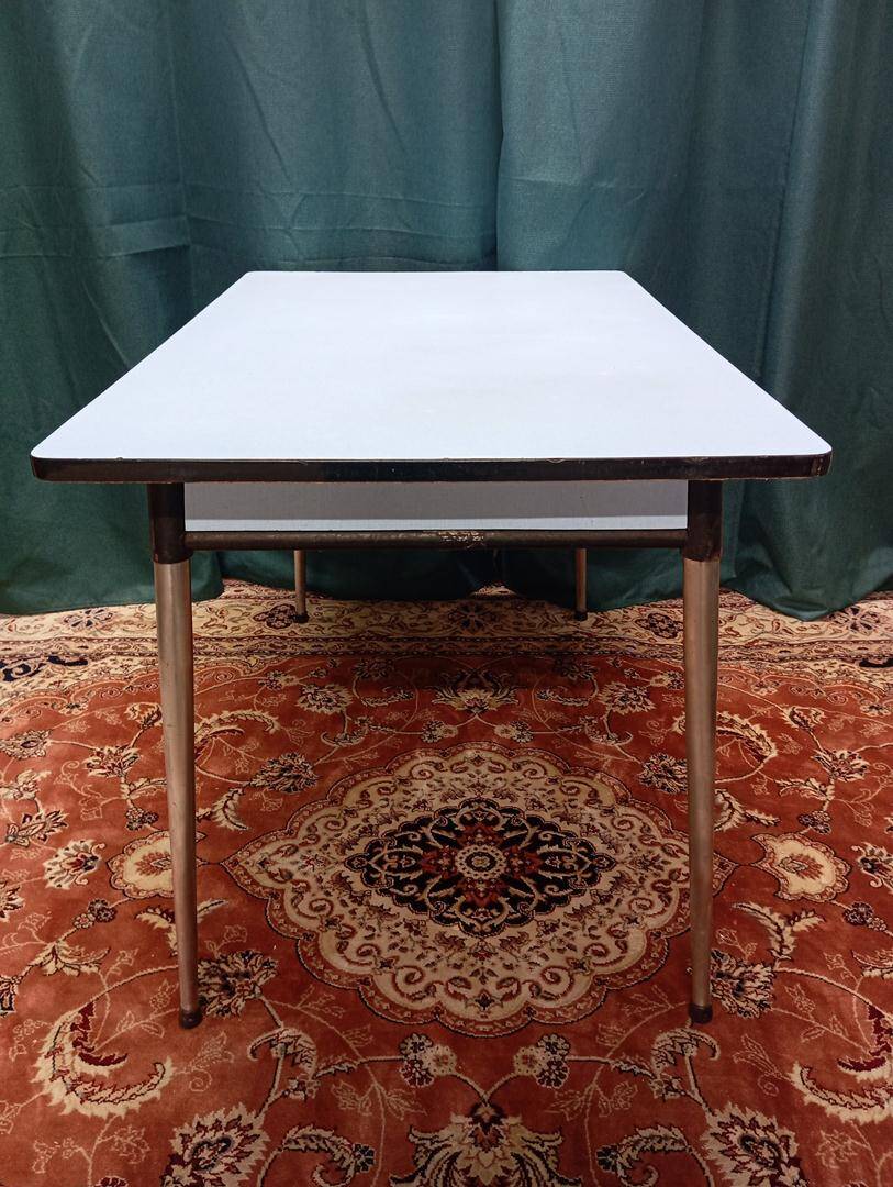 blue formica table