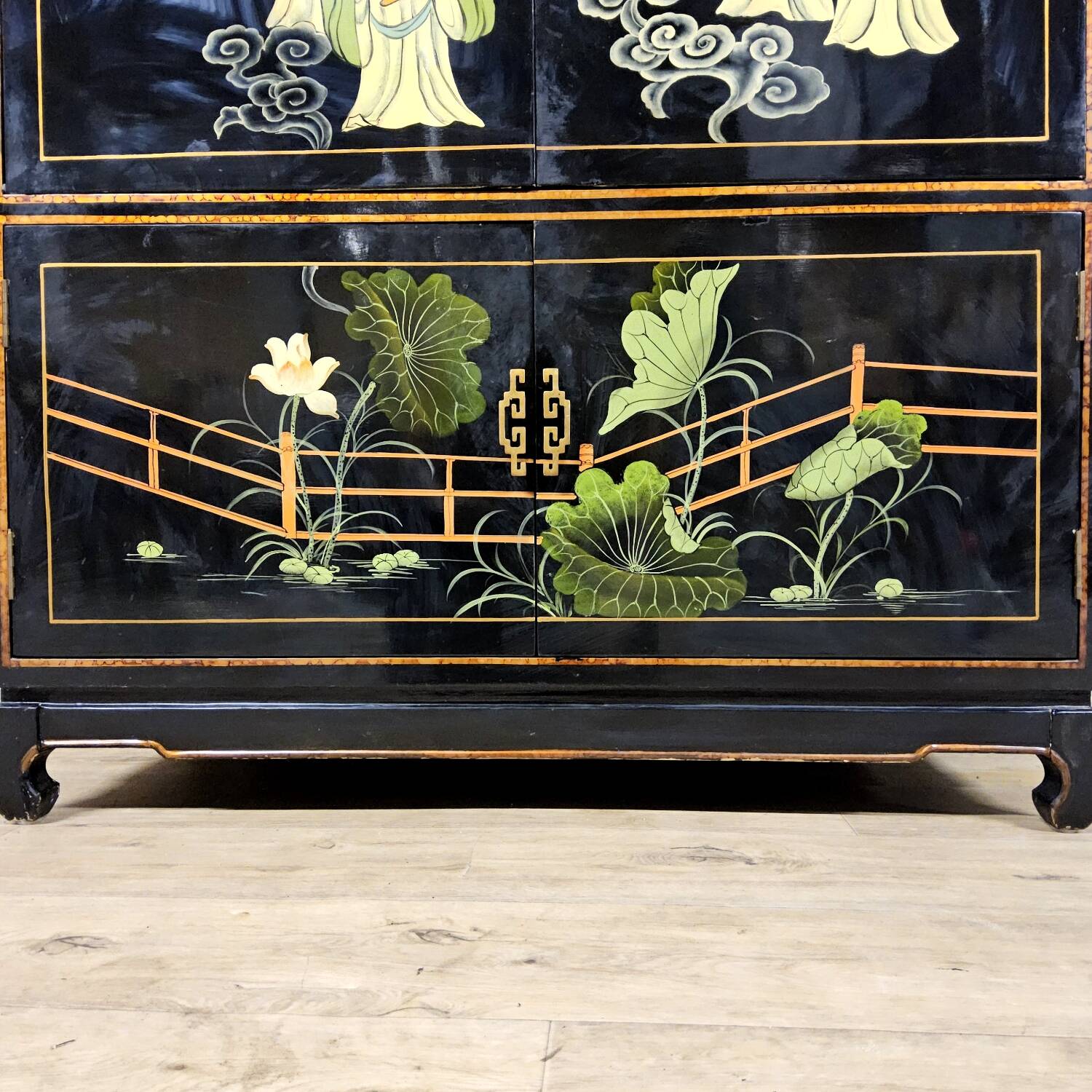 Vintage Chinese pagoda cabinet traditional scene (bohemian)
