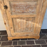 Parisian wardrobe/hosiery