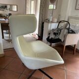 Moroso lounge chair “Take a Line” – Alfredo Häberli (Italy)