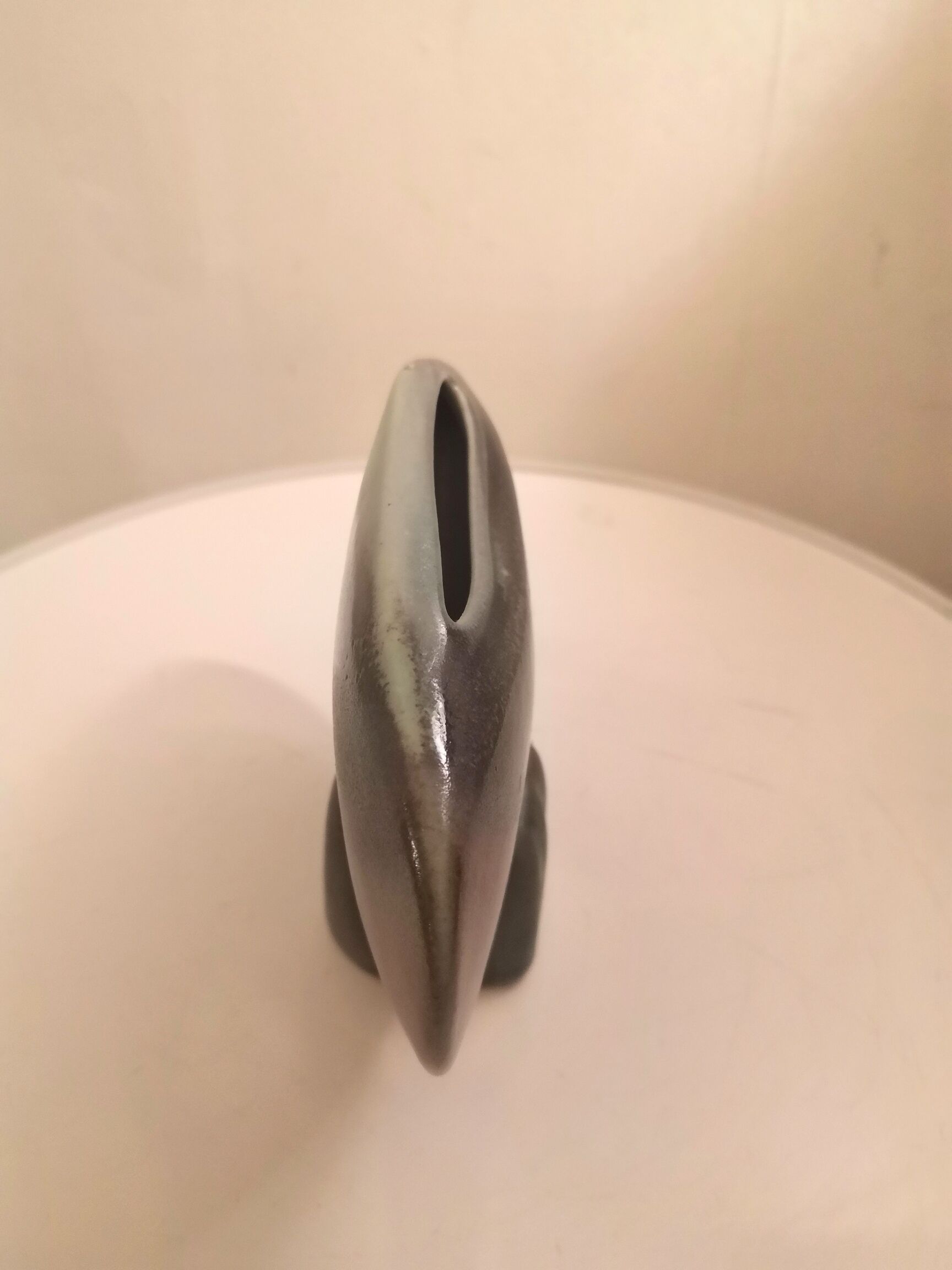 Ceramic lentil vase signed by a dove design 60s