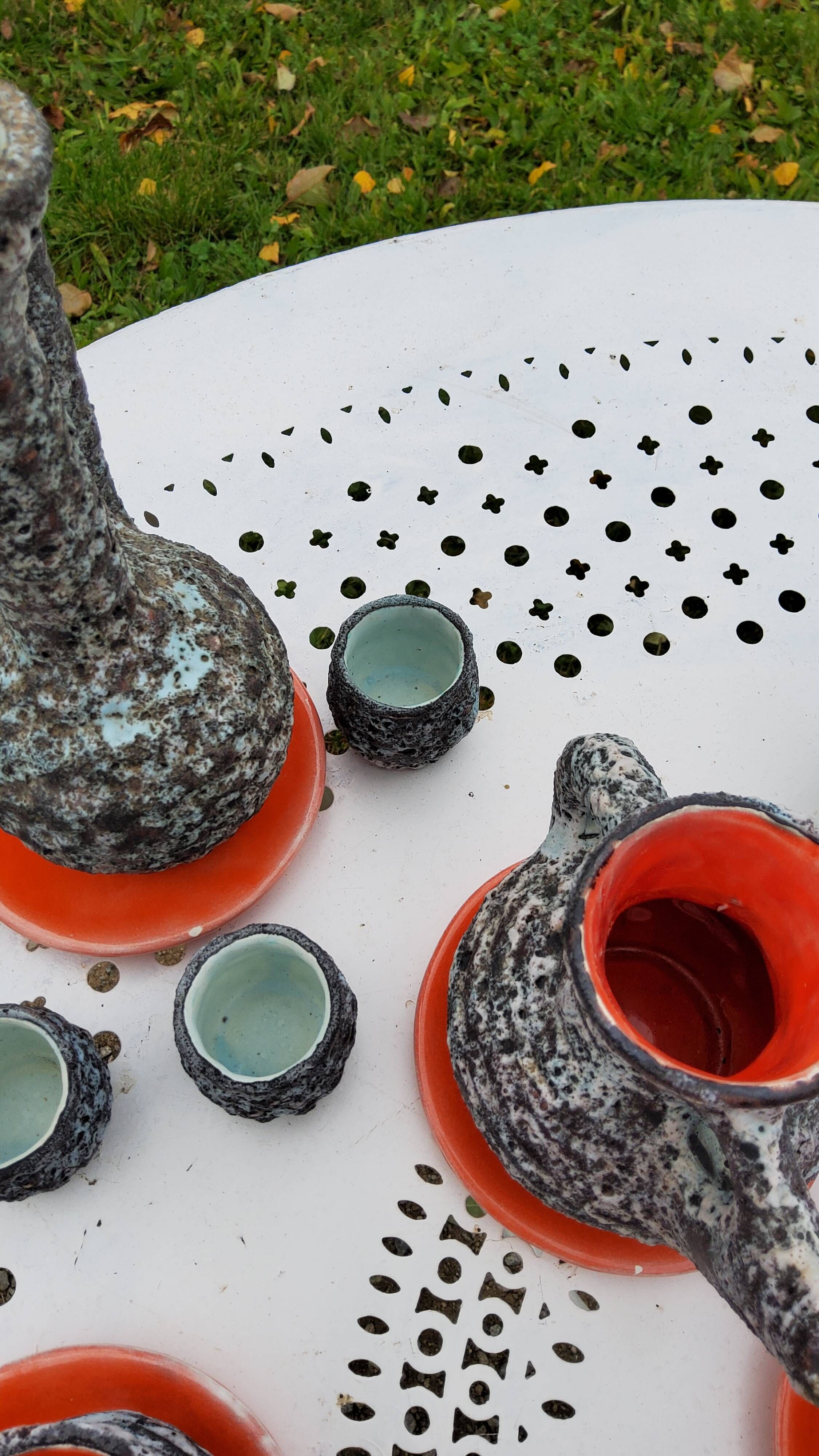 Coffee service and liqueur service of the 70s in faience of Vallauris