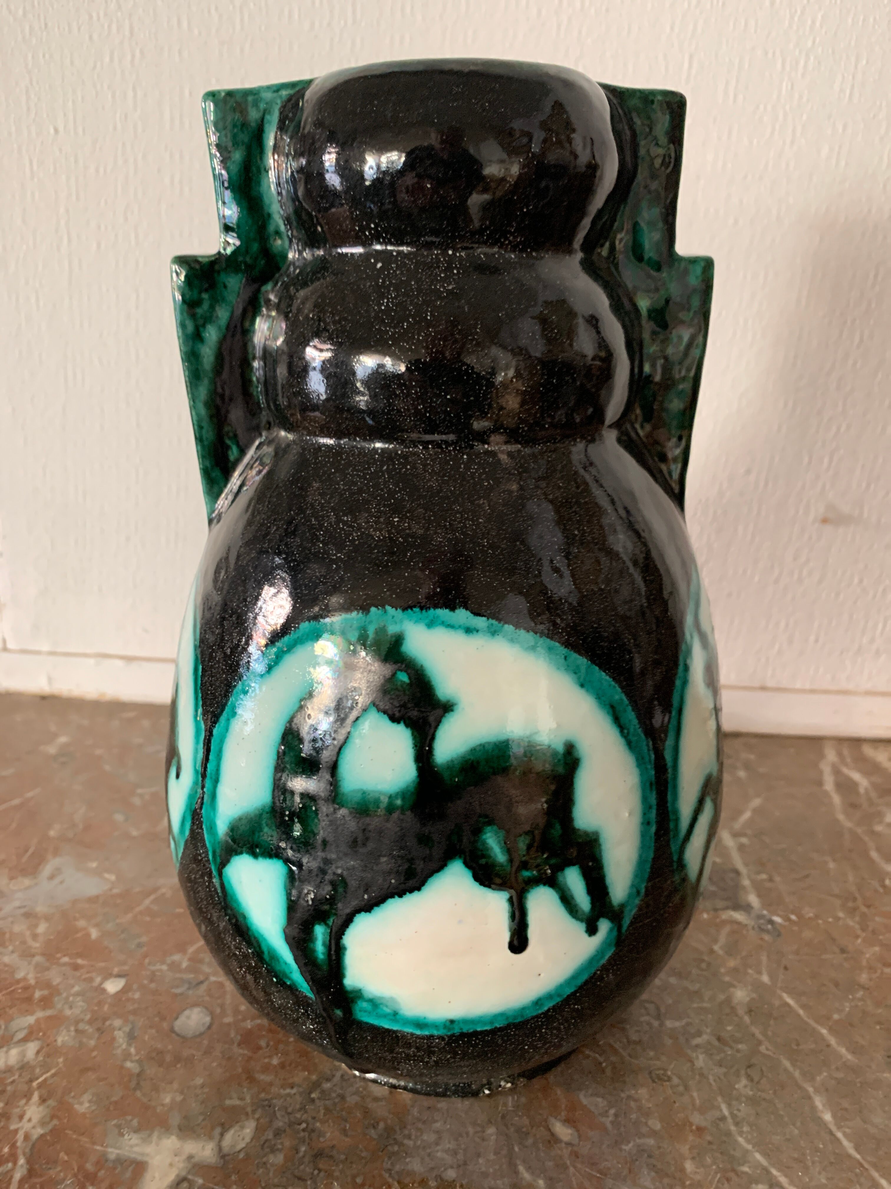 Vase art deco