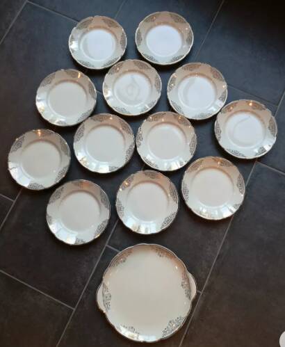 12 English Broadhurst Ironstone Bicentennial Dessert Plates 1776-1976