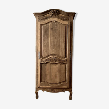 Armoire bonnetière en chêne (rénovée)