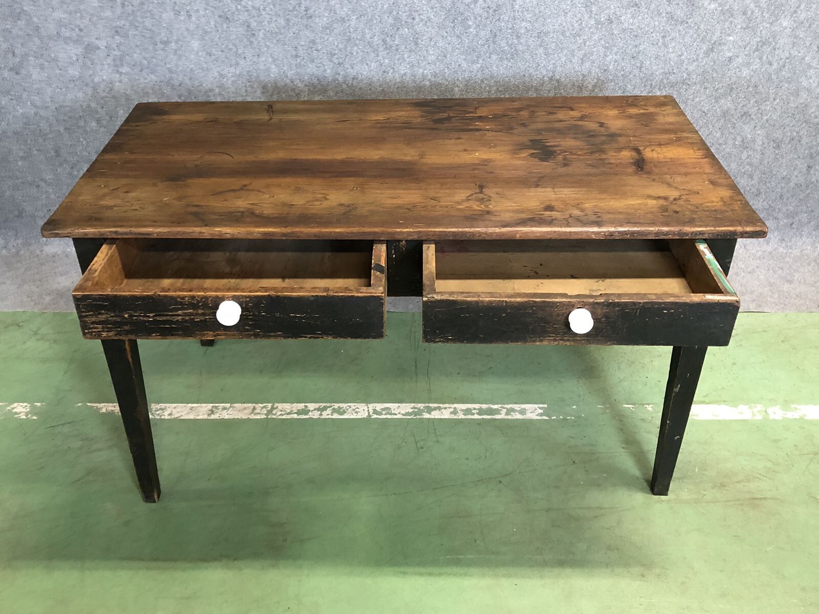 Desk in tree late 19th