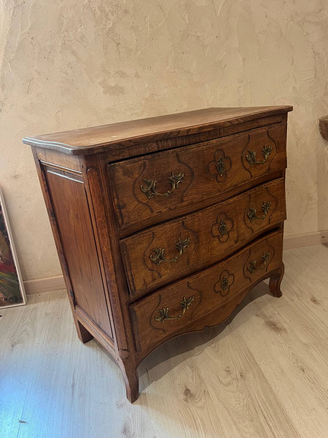 Antique oak chest of drawers