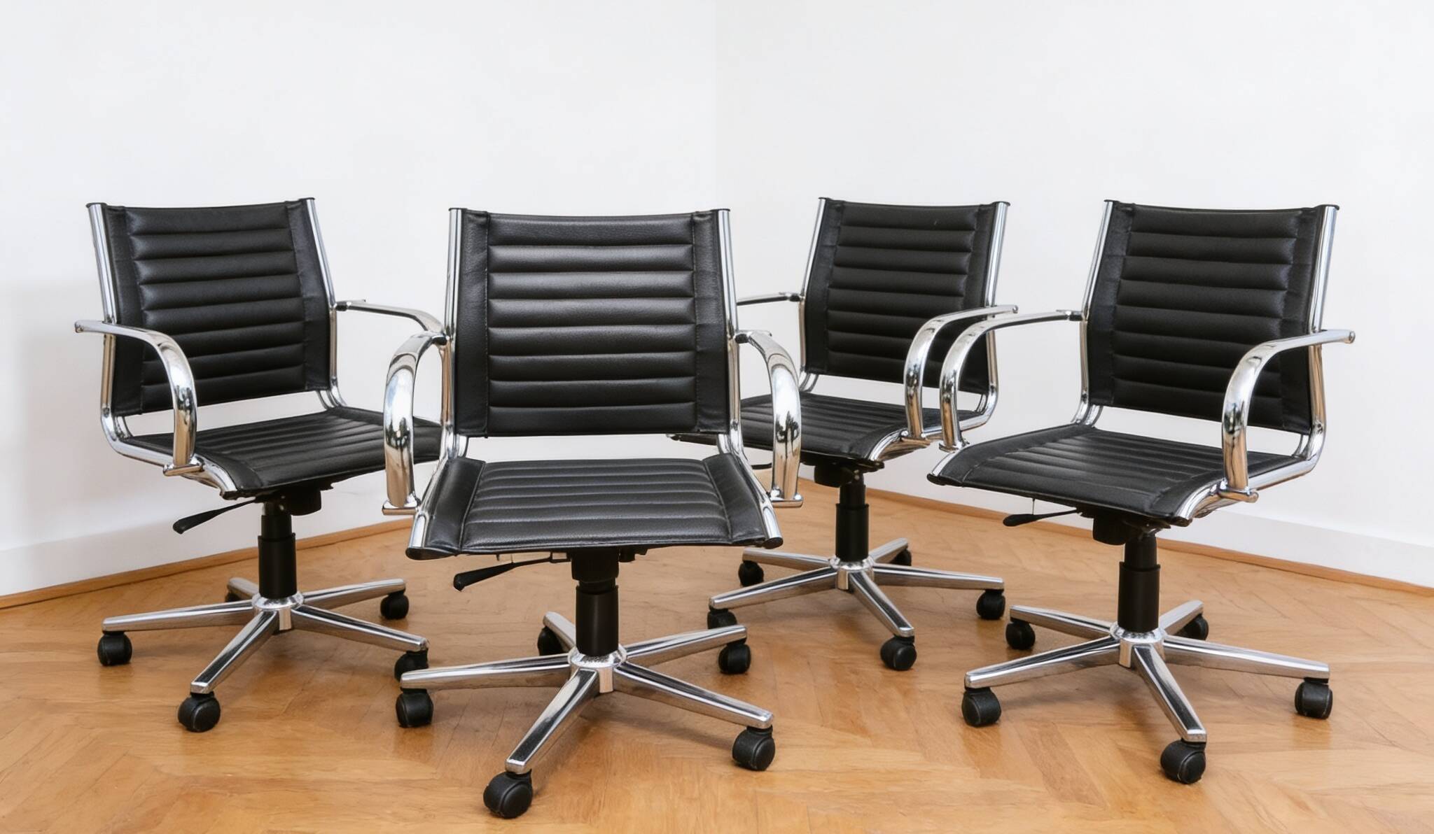 Set of 4 BUM office chairs