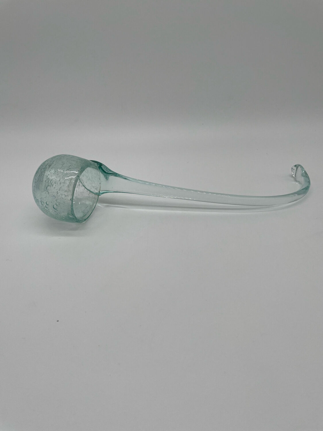 Punch service, Medici sangria in blue bubbled glass