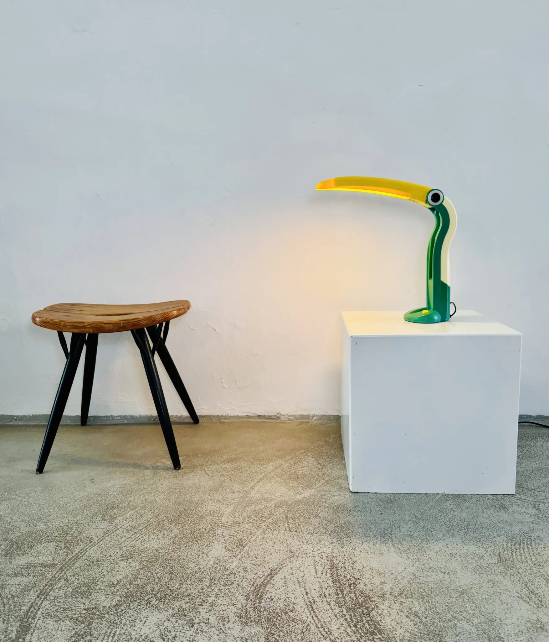 Toucan Desk Lamp By H.T. Huang For Huangslite, Taiwan, 1990S
