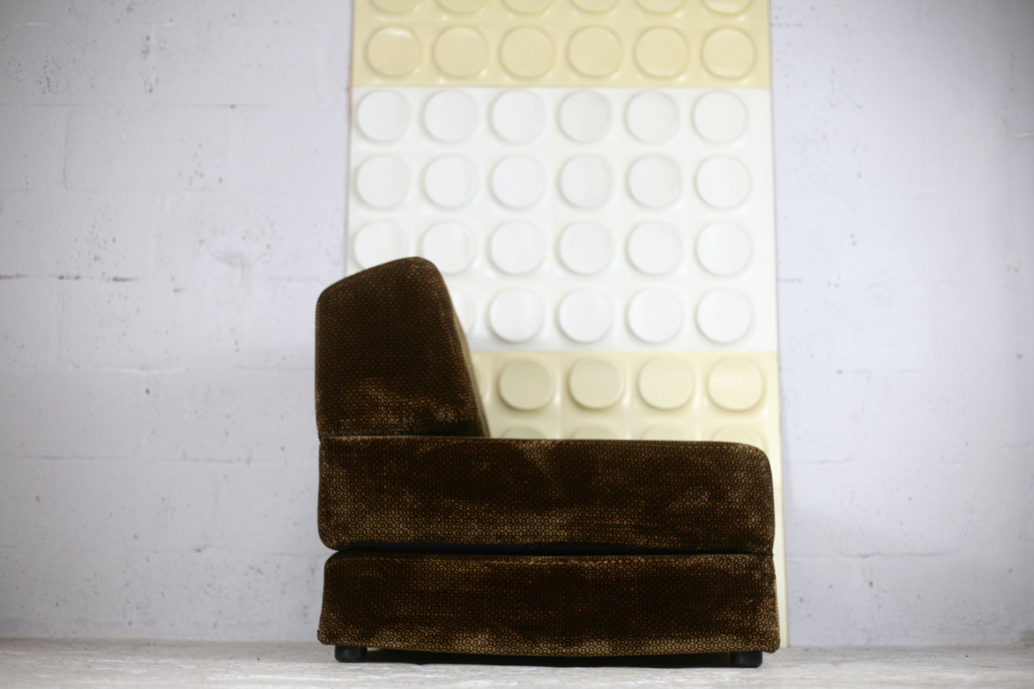Foam and velvet heater "amber", convertible, France, circa 1970.