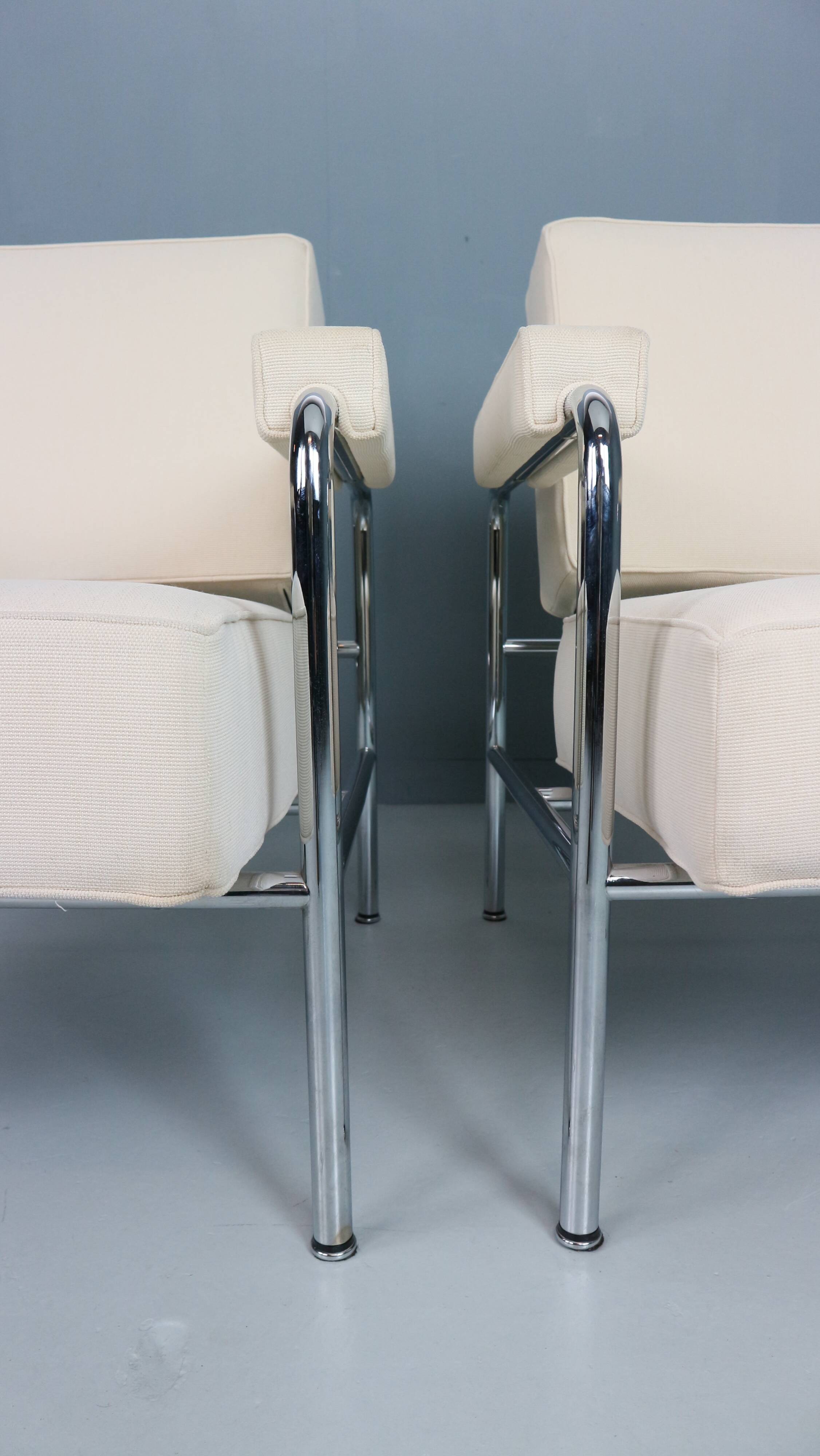 2x Fauteuil Wagon Fumoir LC 13 Le Corbusier, 1931