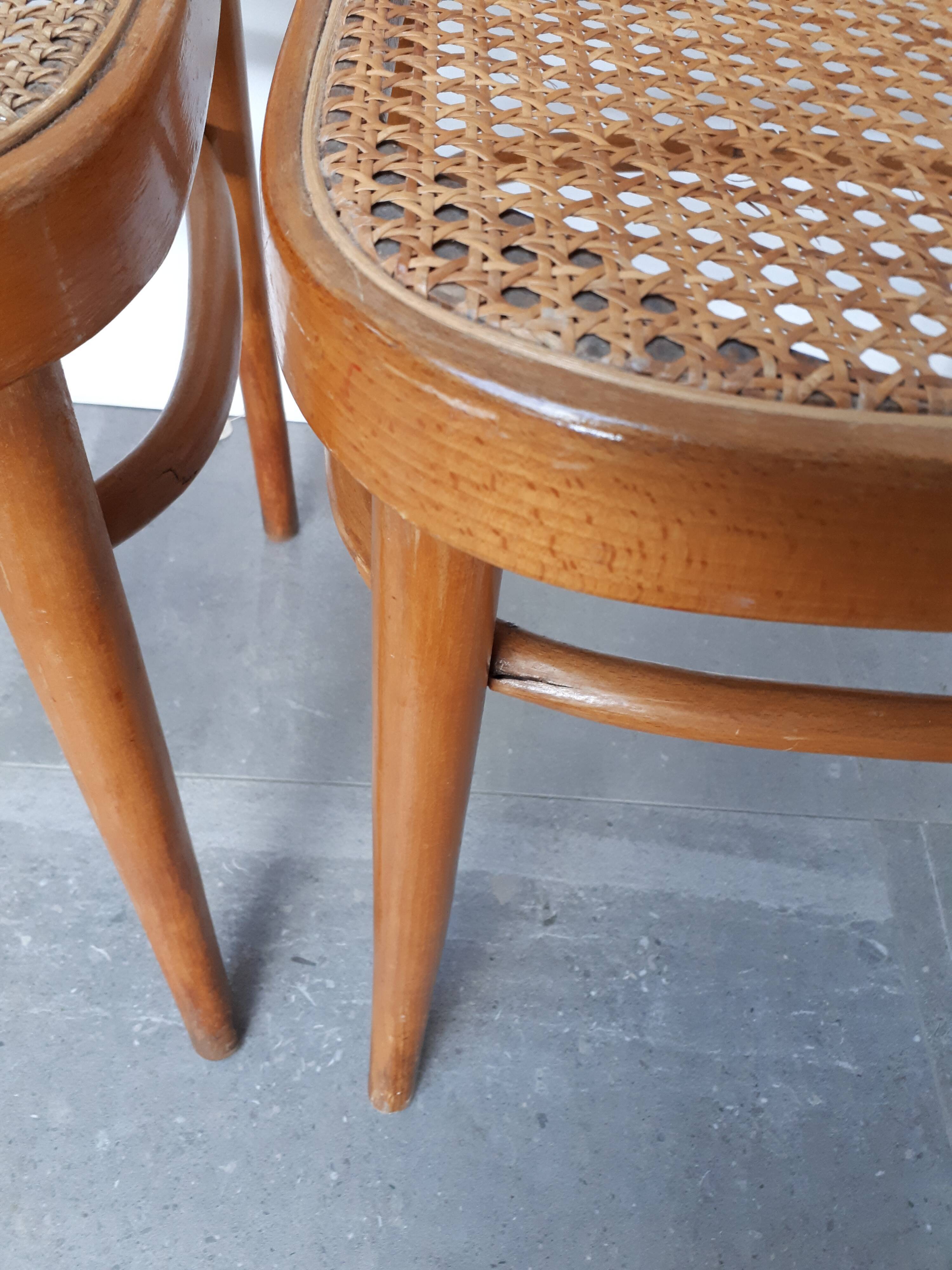 Set of 4 chairs model 811 Hoffman