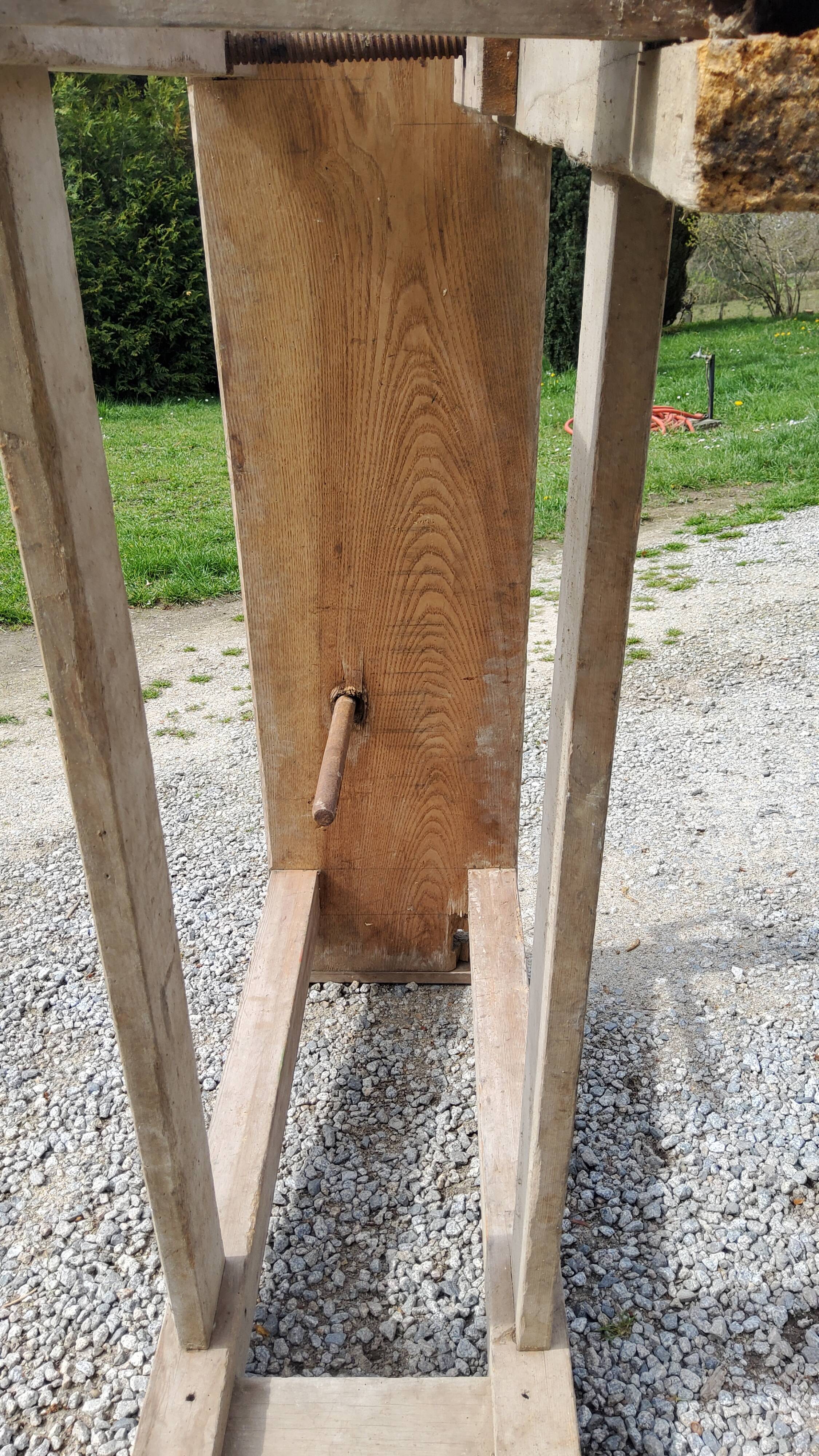 Old wooden workbench 126cm