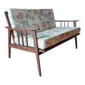 Vintage Scandinavian bench in solid beech from the 1950s with tapered legs.