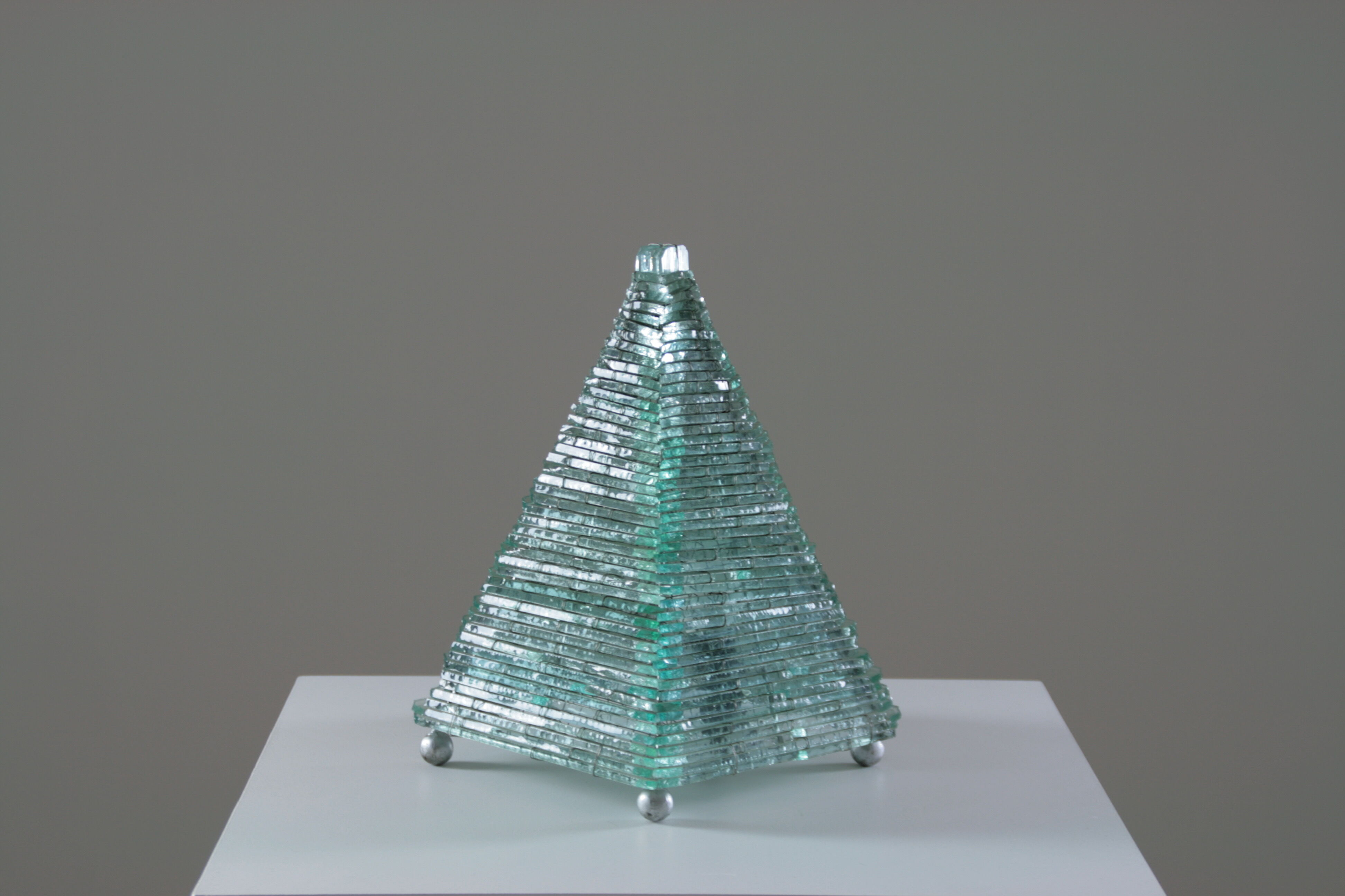 Pyramid lamp in glass and metal, 1970s