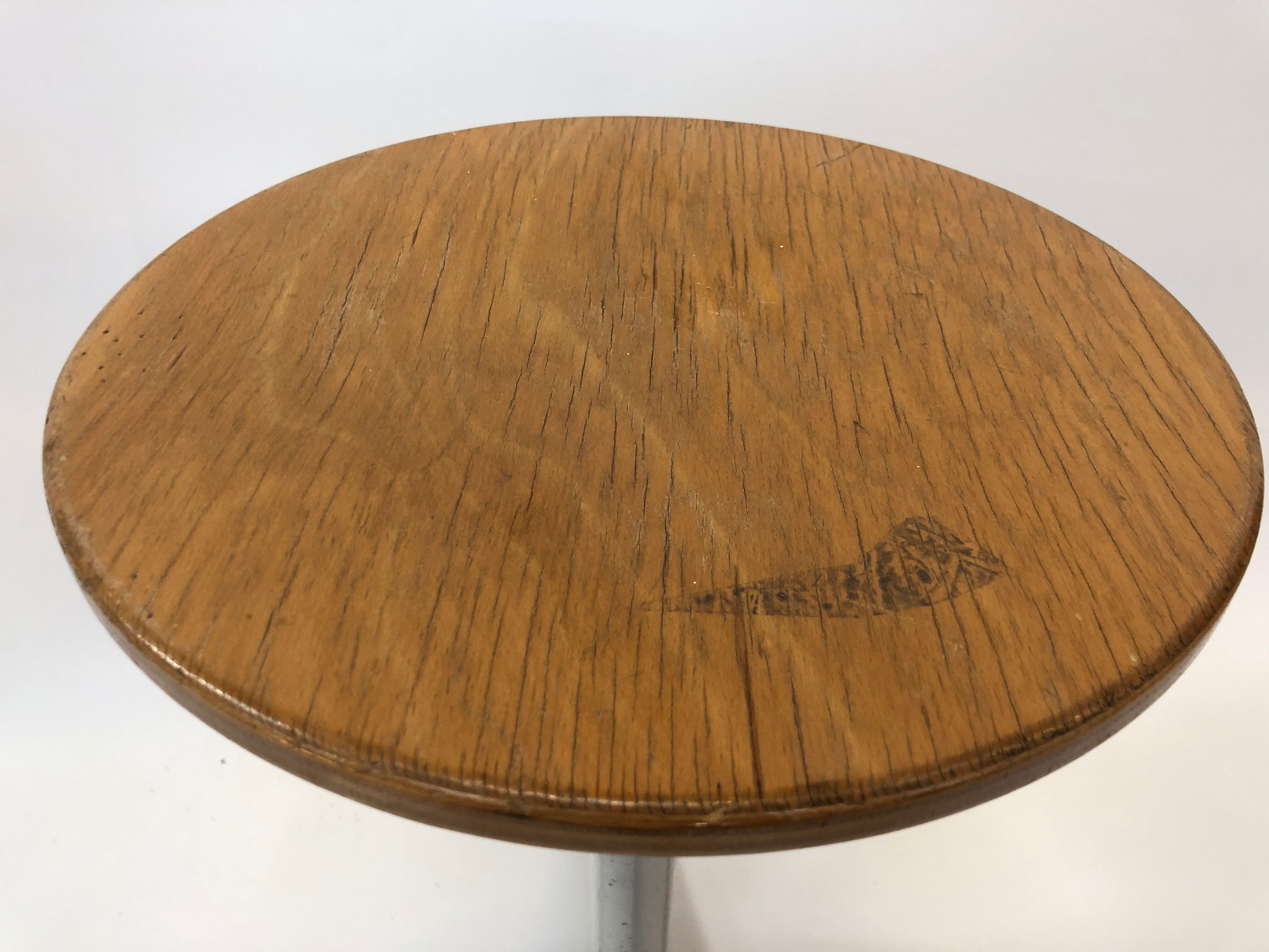 Vintage stool work tabouret by Friso Kramer Ahrend de Cirkel