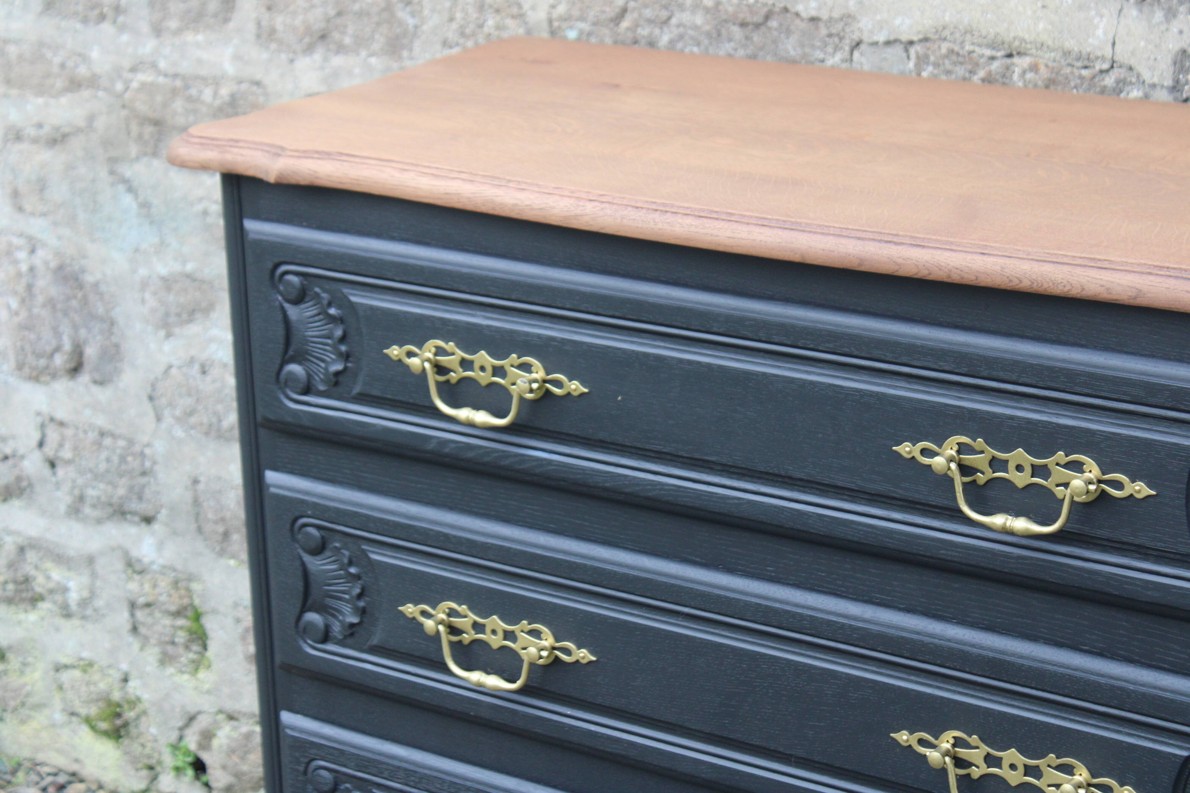 Commode arbalète ancienne