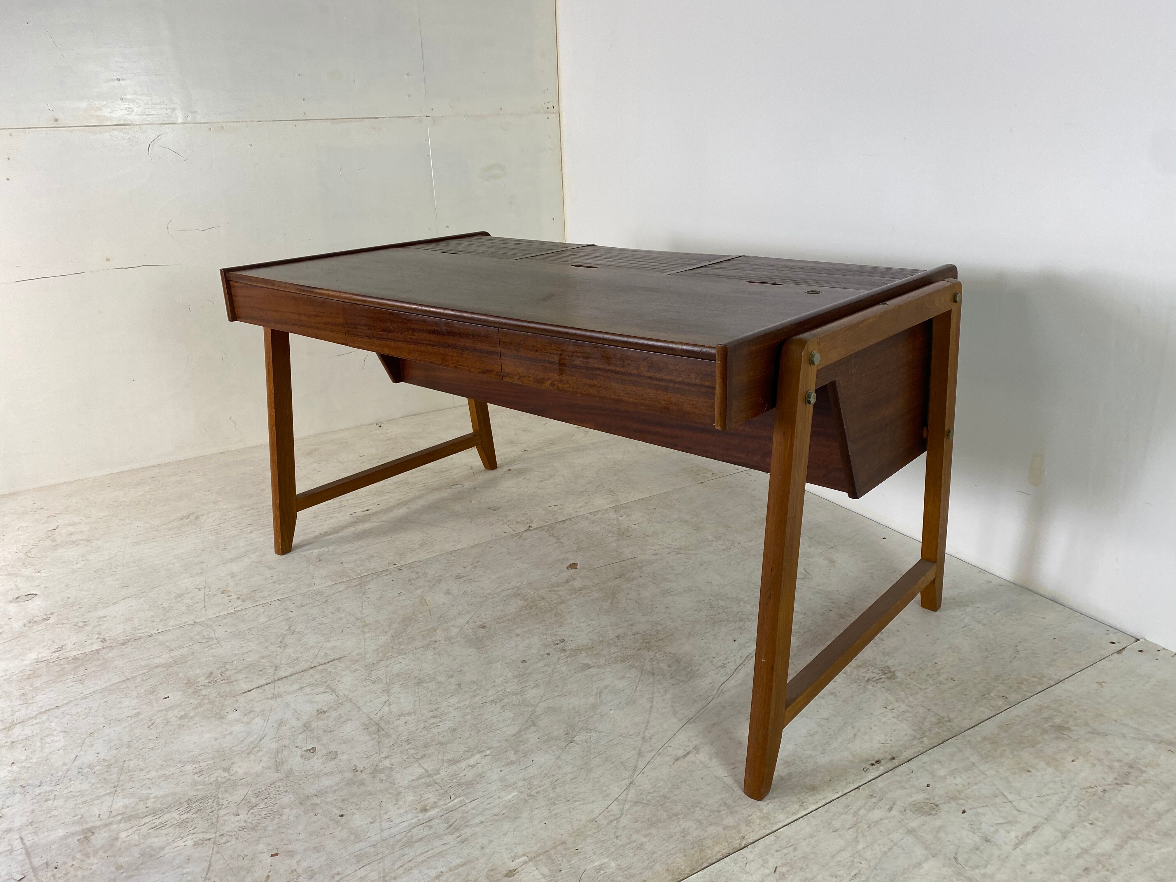 Bureau par Clausen & Maerus pour Eden Rotterdam, années 1960