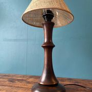 Lampe à poser en bois massif