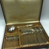 Antique Art Deco housewife