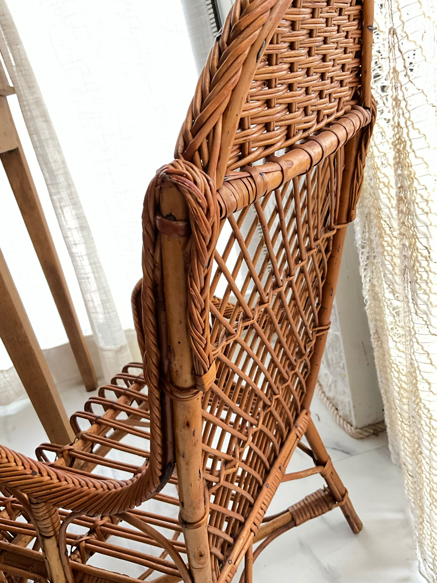 Fauteuil enfant rotin dossier haut