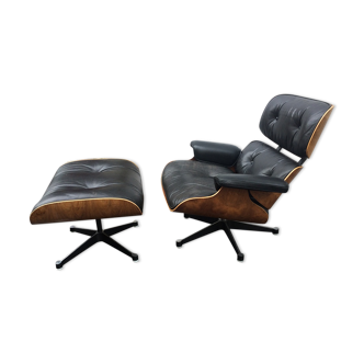 Eames lounge chair and his for Mobilier International