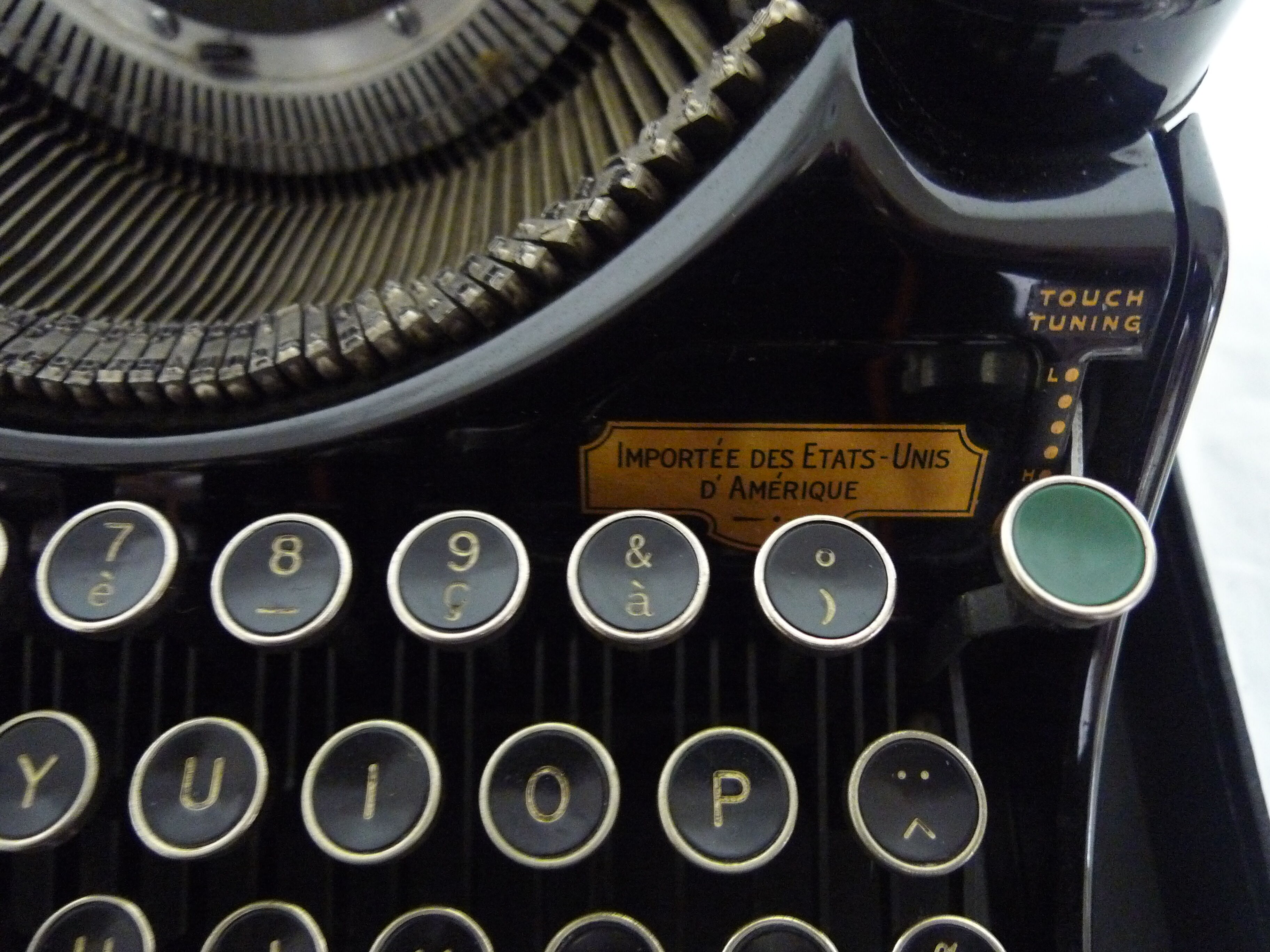 Underwood typewriter writing machine