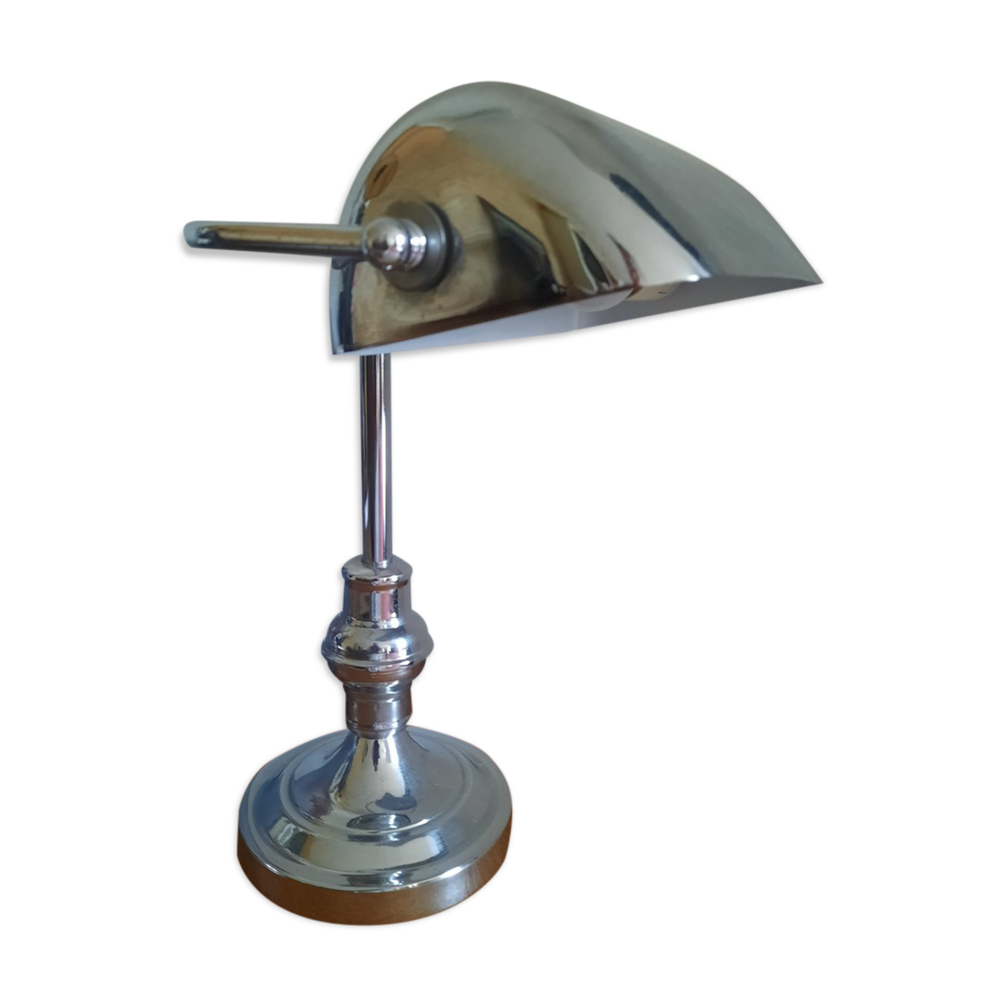 Desk lamp