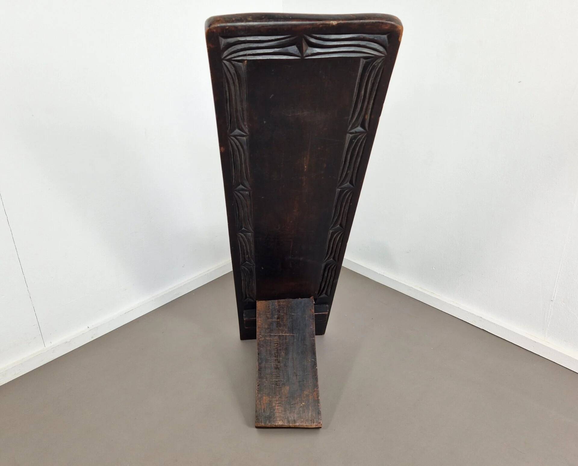 African 'Palaver' chair | 20th century