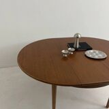 Vintage extendable table by Jentique