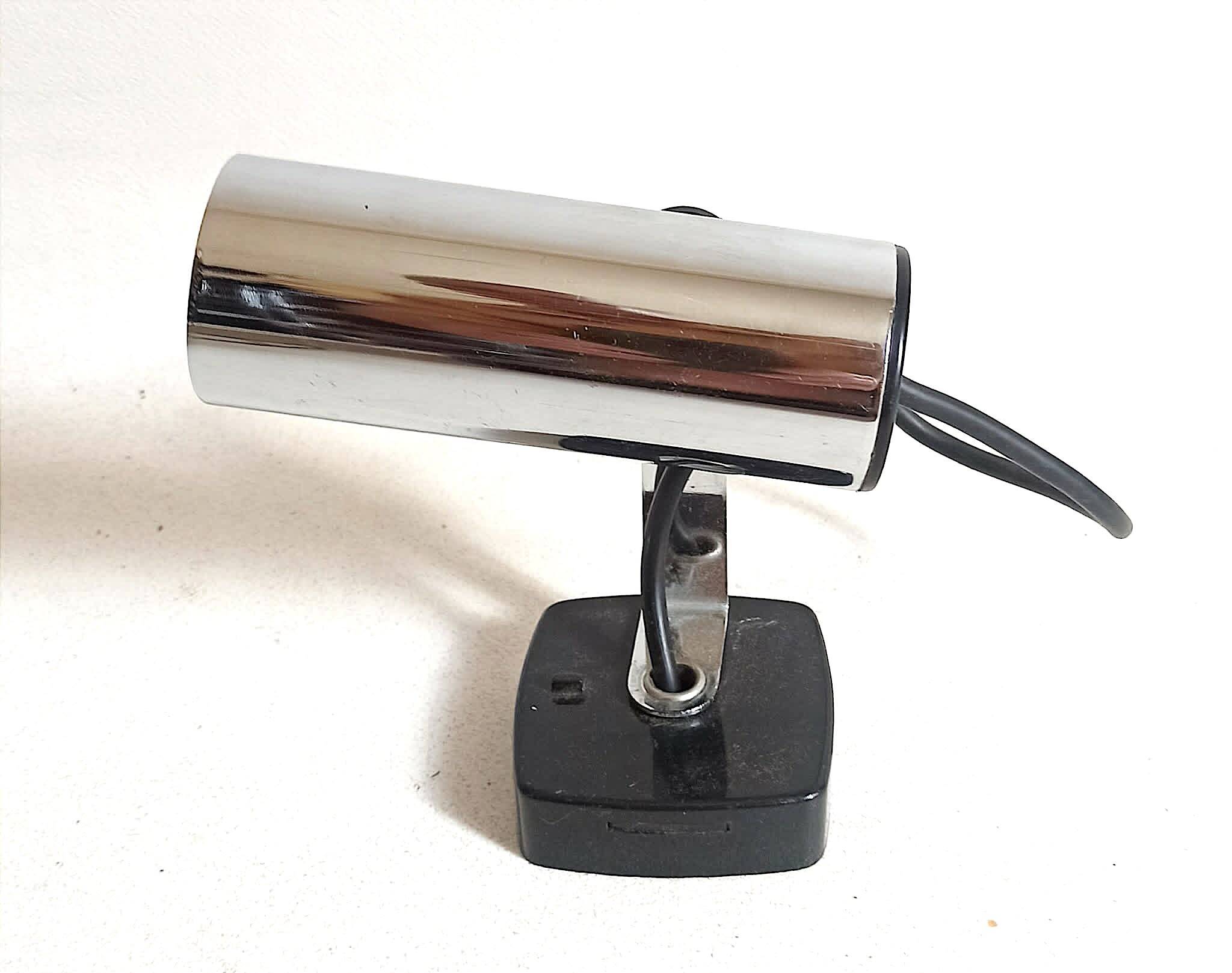 Spot orientable target high late 70s