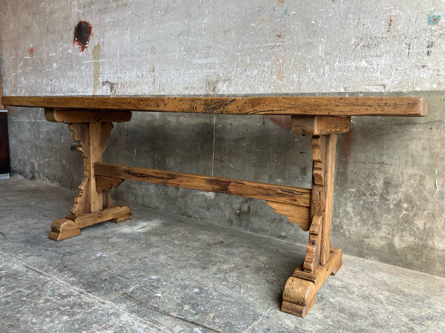 Farmhouse table