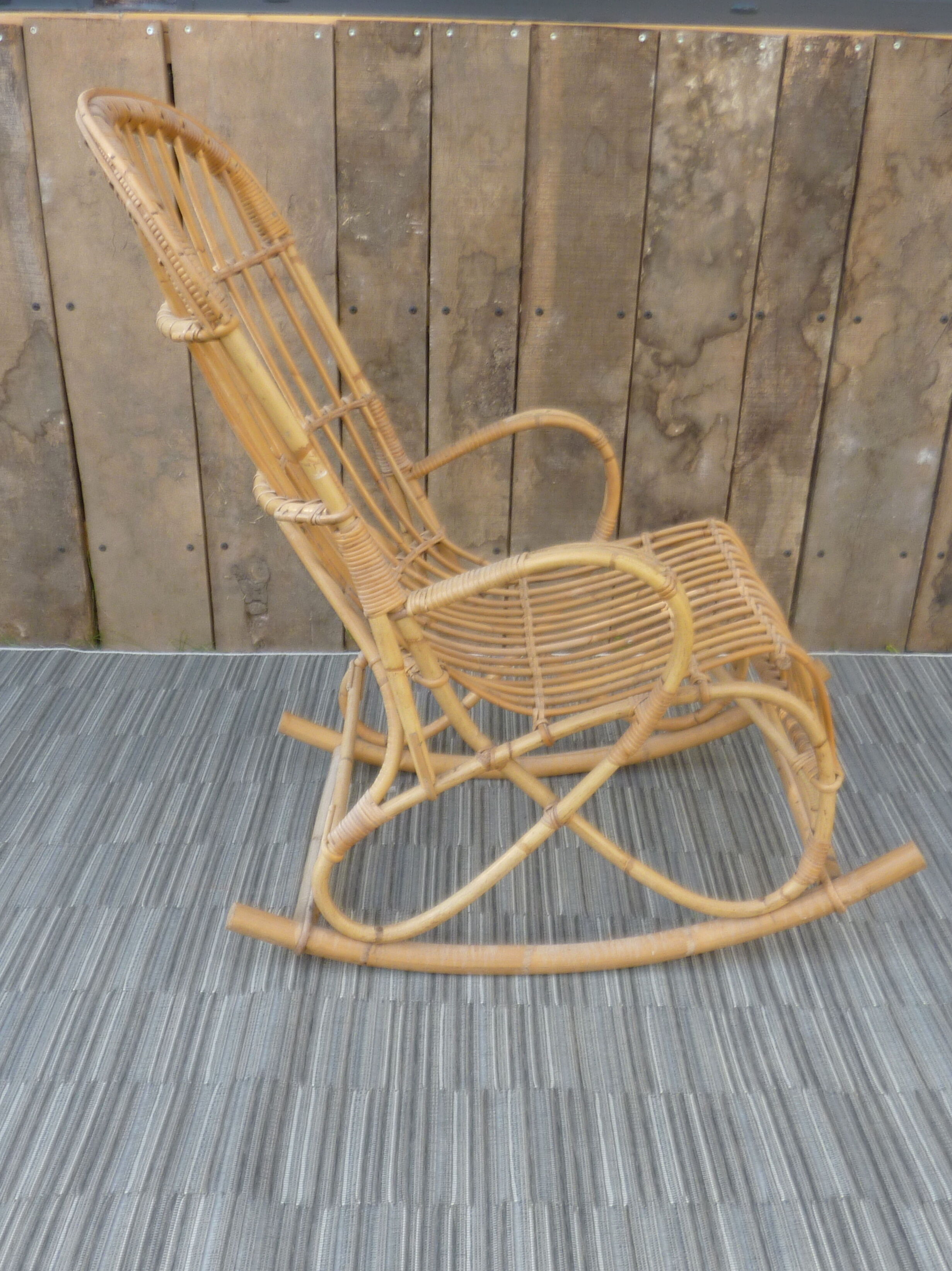 Rattan rocking
