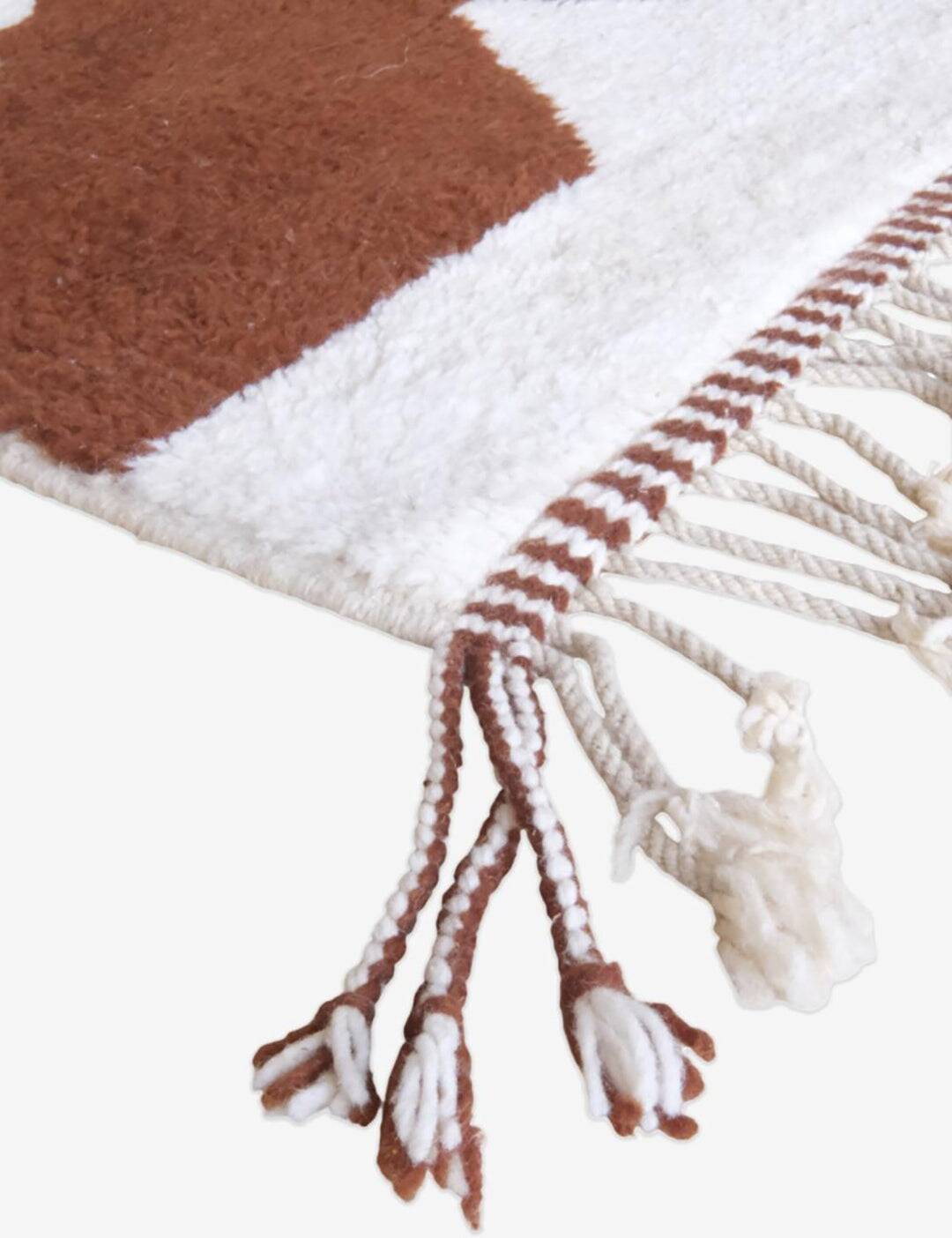 Tapis fait main marron 250cmx150cmn