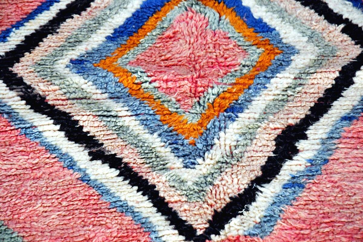 Moroccan Berber rug Boujaad 240 x 155 cm New