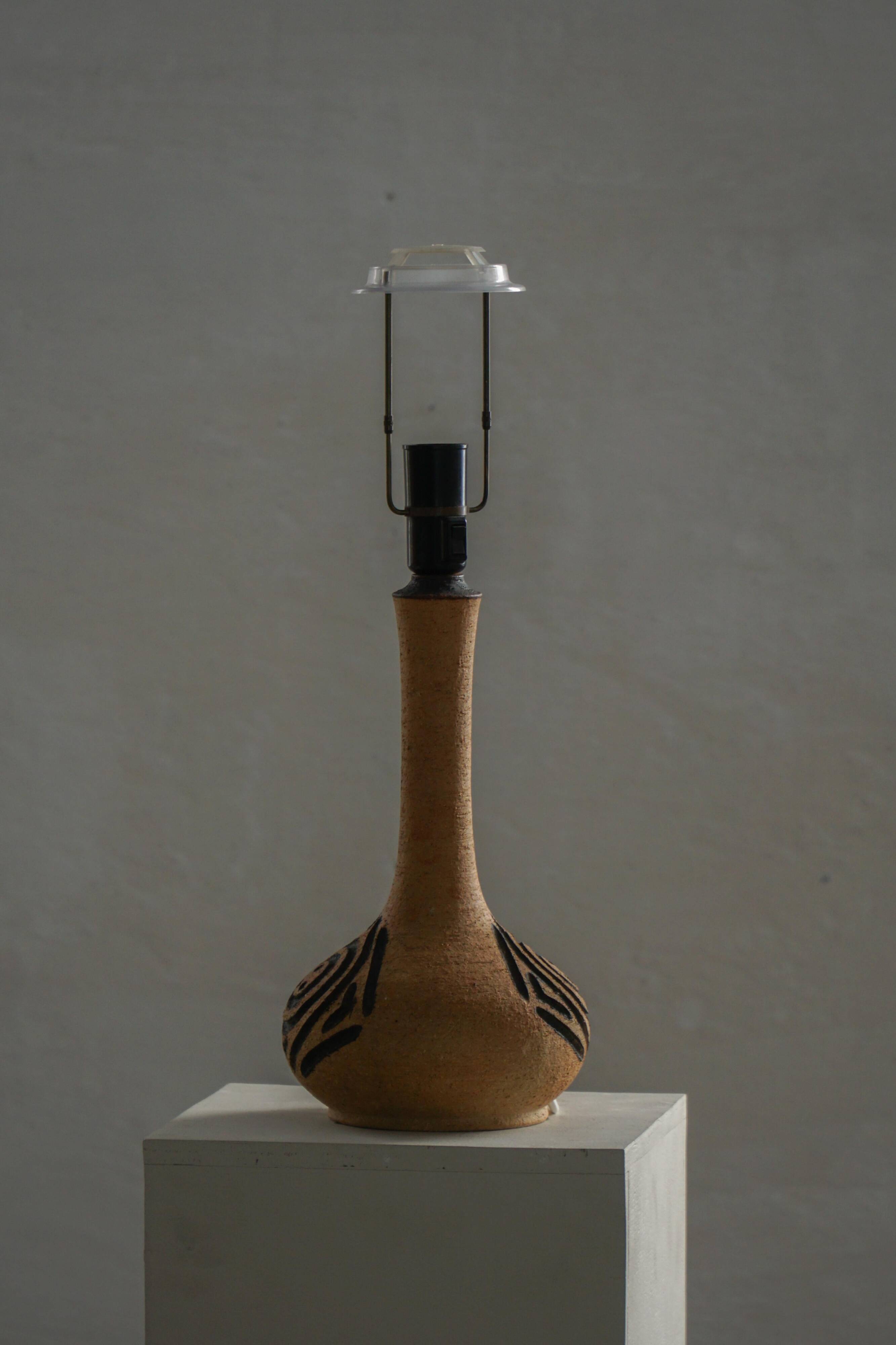 Lampe de table danoise du milieu du siècle en grès brutal, années 1960-70