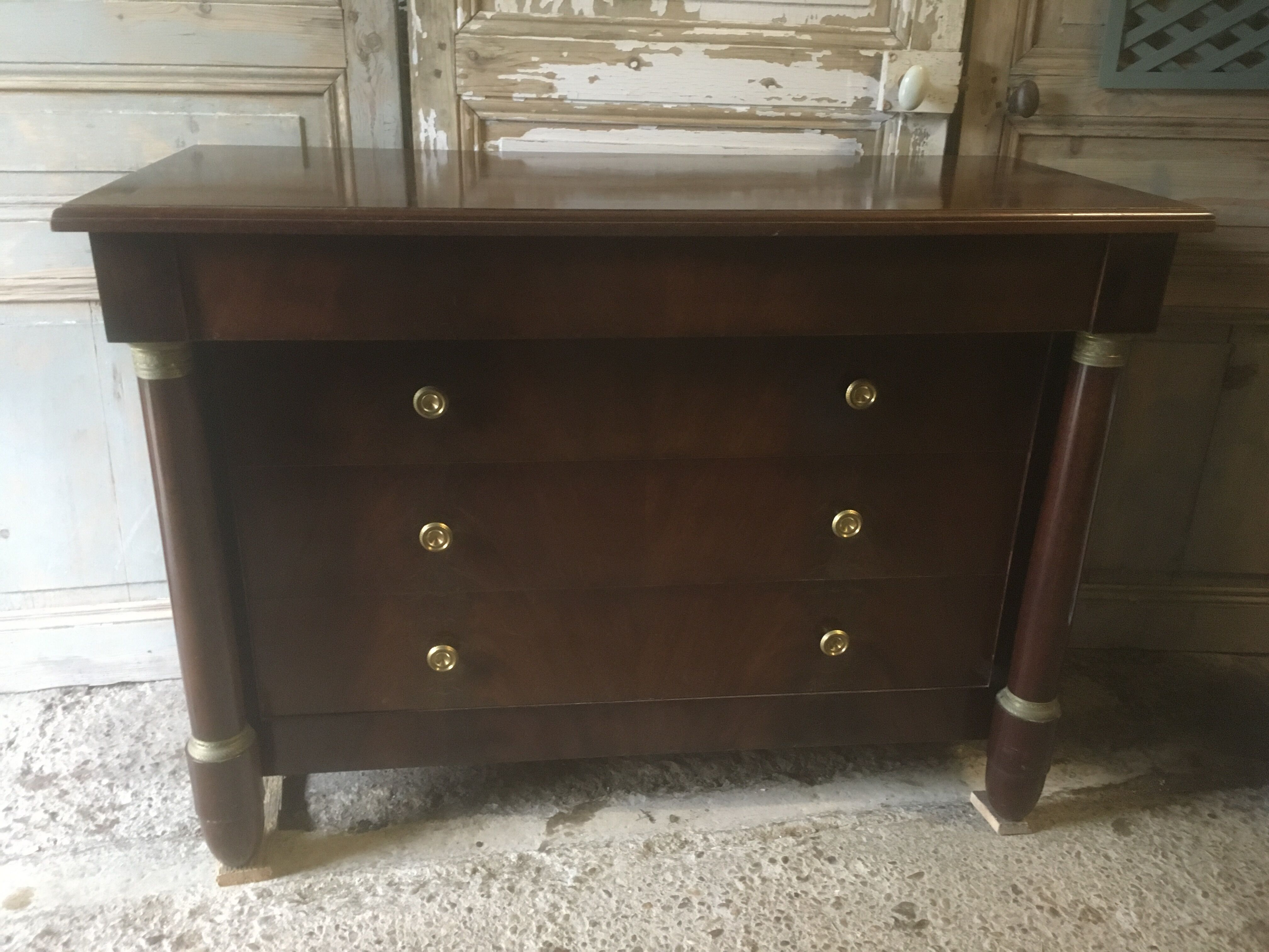 Commode style empire en palissandre