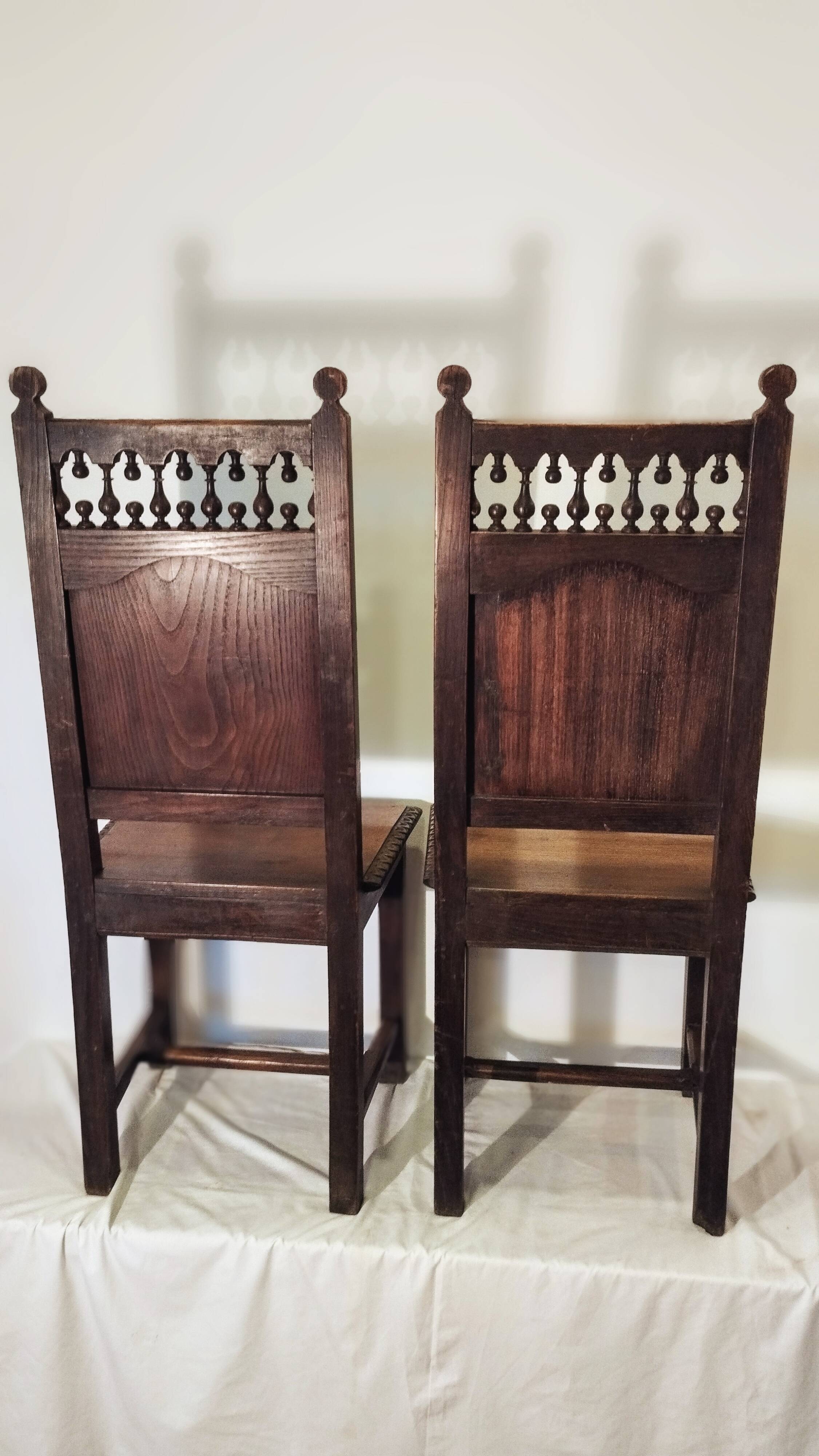 Pair of Breton chairs from the late 19th century.