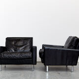 Lounge chairs by George Nelson for Herman Miller