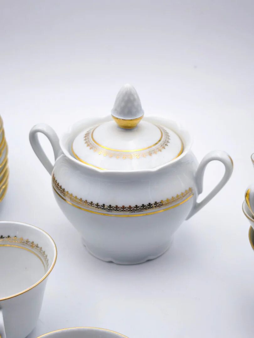 Prestige coffee service – Lamotte, Sologne porcelain (21 pieces)