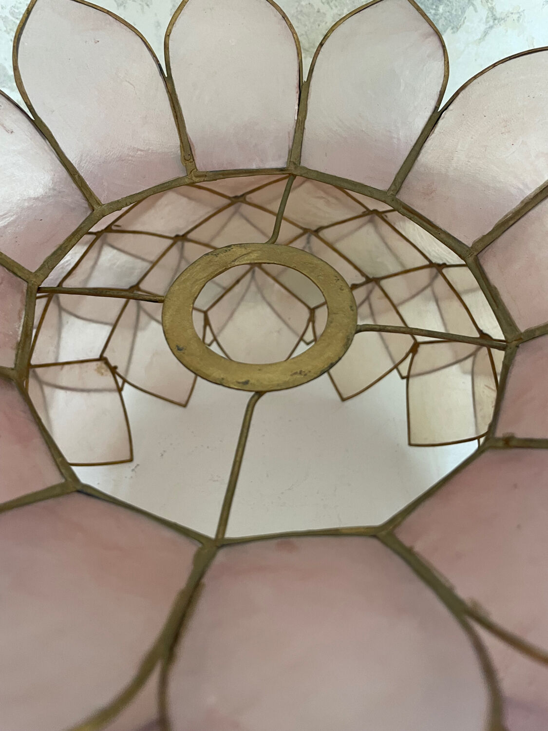 Abas-jour en nacre vintage