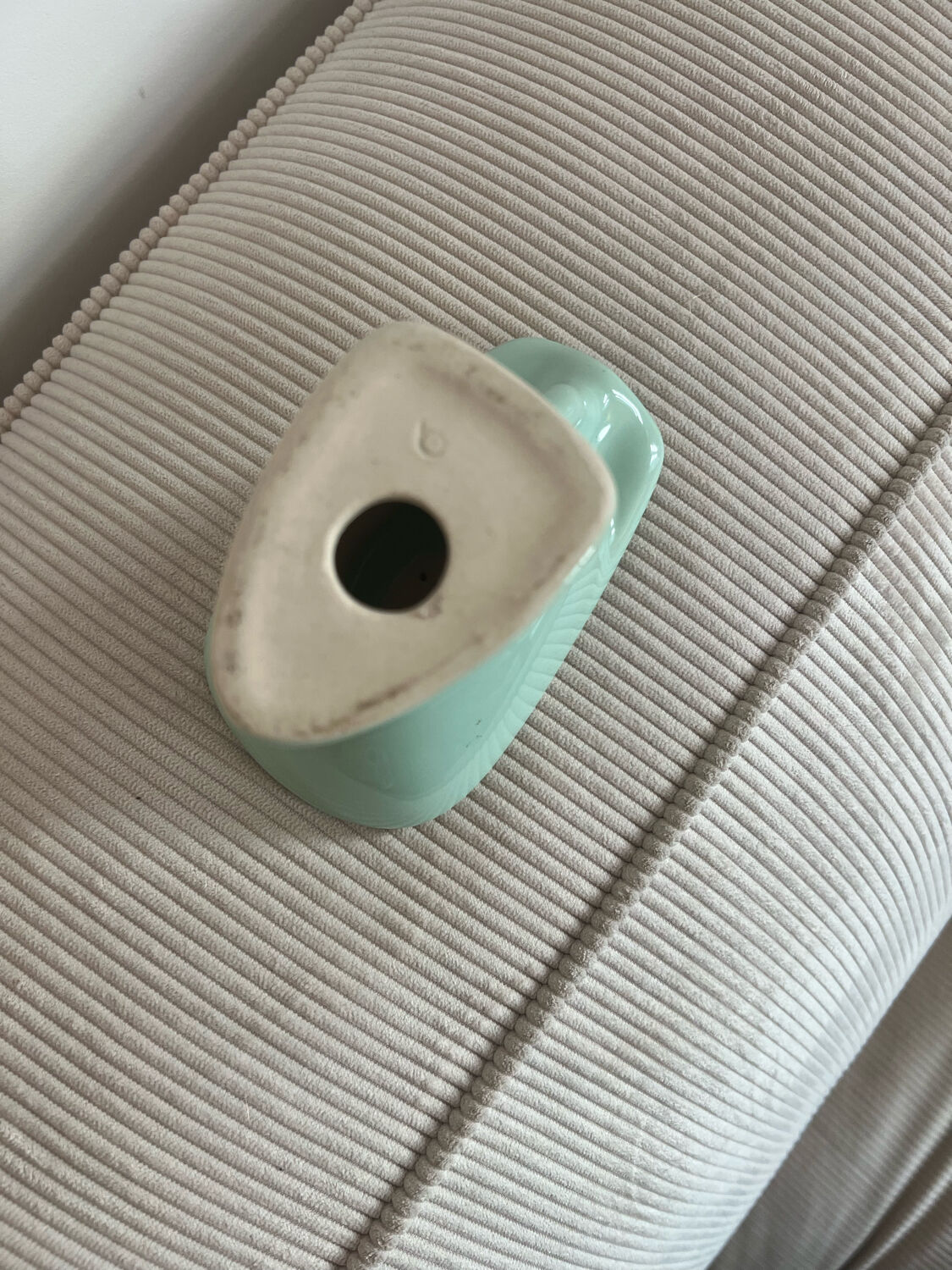Kitsch vintage ceramic bidet ashtray