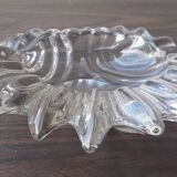 Shell-shaped catchall